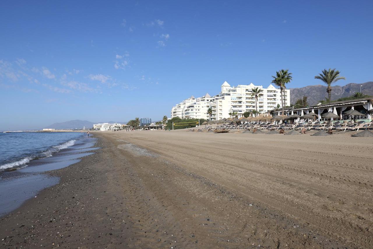 מארבלה Lujo En Banana Beach Primera Linea De Playa מראה חיצוני תמונה