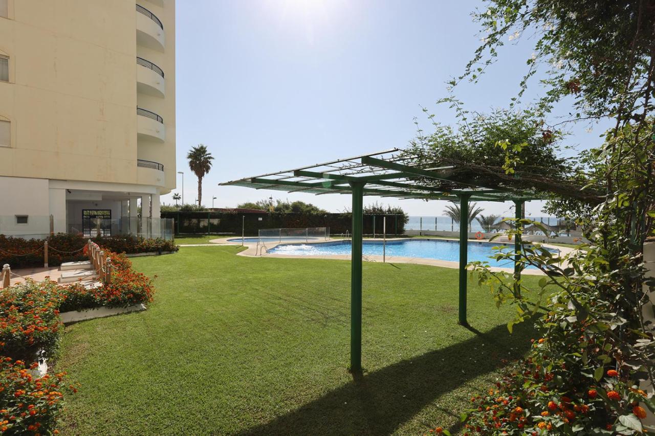 מארבלה Lujo En Banana Beach Primera Linea De Playa מראה חיצוני תמונה